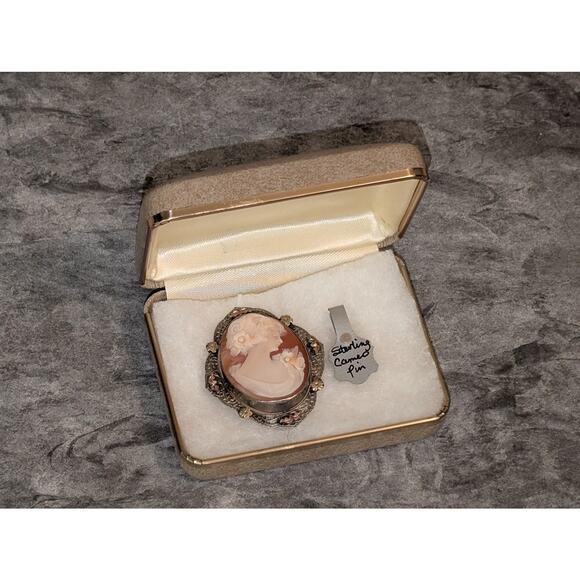 Beautiful Vintage 1990s Cameo Pin Brooch .925 Sterling Silver Floral Frame 1.75" - Picture 5 of 6
